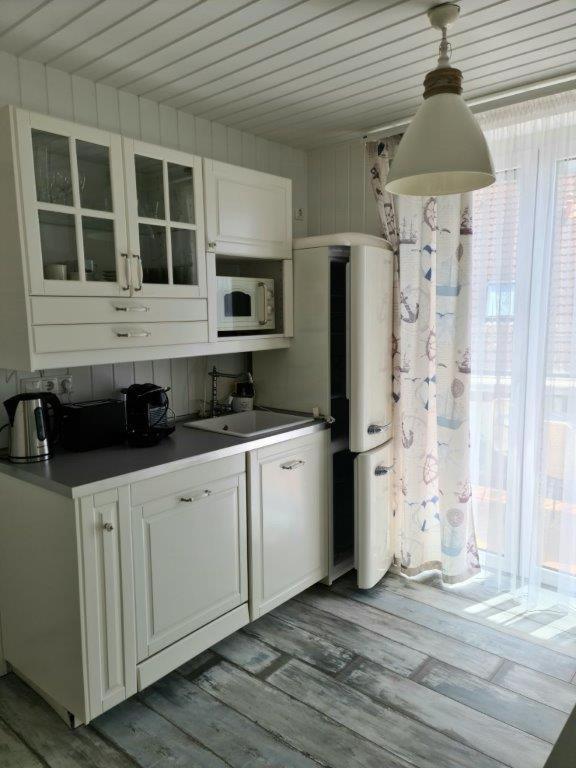 Rev Apartman ตีฮานี ภายนอก รูปภาพ